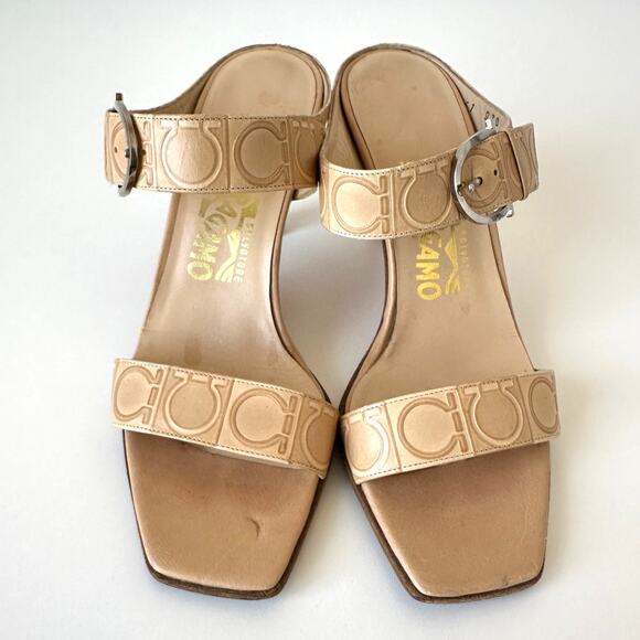 Vintage Salvatore Ferragamo Gancini Leather Strap Heel Sandal Size 7 B - Picture 4 of 16